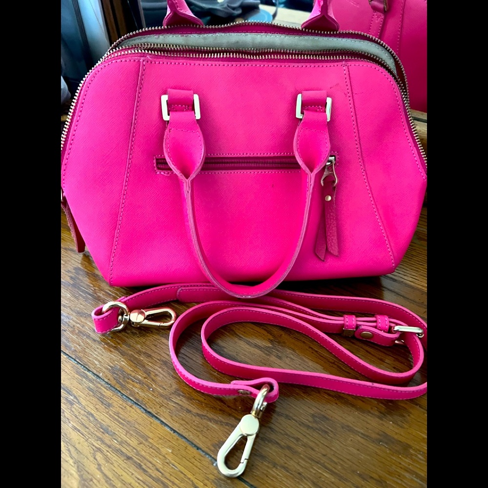 Pink handbag with strap